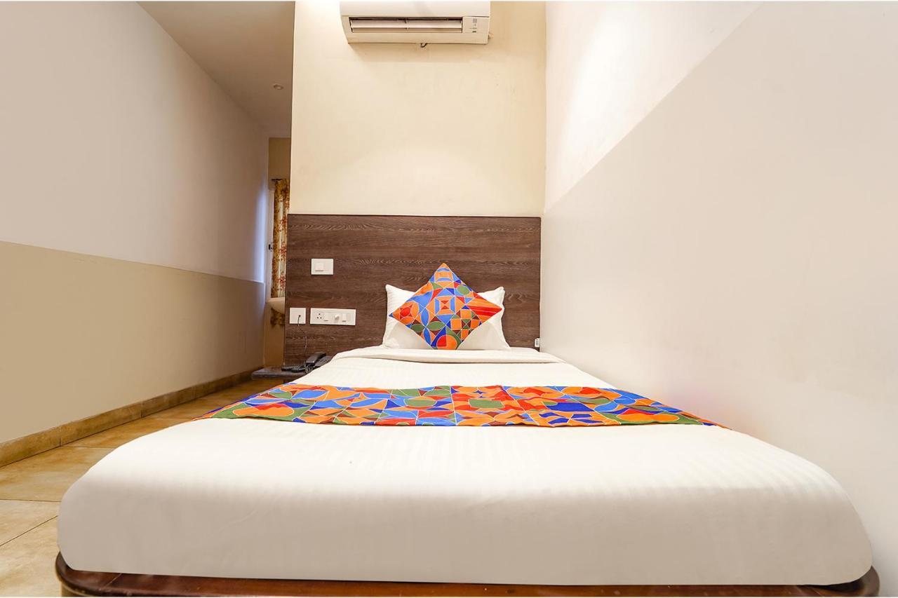 Fabhotel Karpagam - 900M From Nehru Stadium Coimbatore Exterior photo