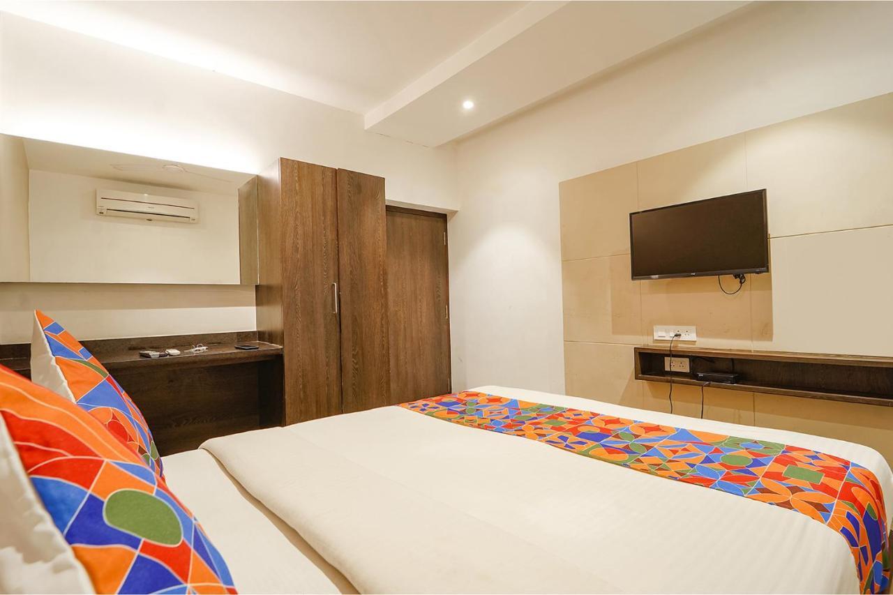 Fabhotel Karpagam - 900M From Nehru Stadium Coimbatore Exterior photo